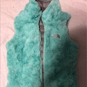 GIRLS NORTH FACE VEST..reversible